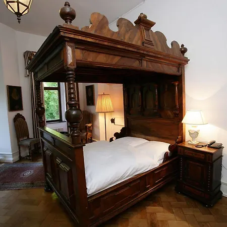 Gotzenburg יאגסטהאוזן